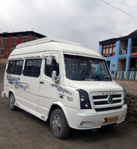 leh ladakh tempo traveller